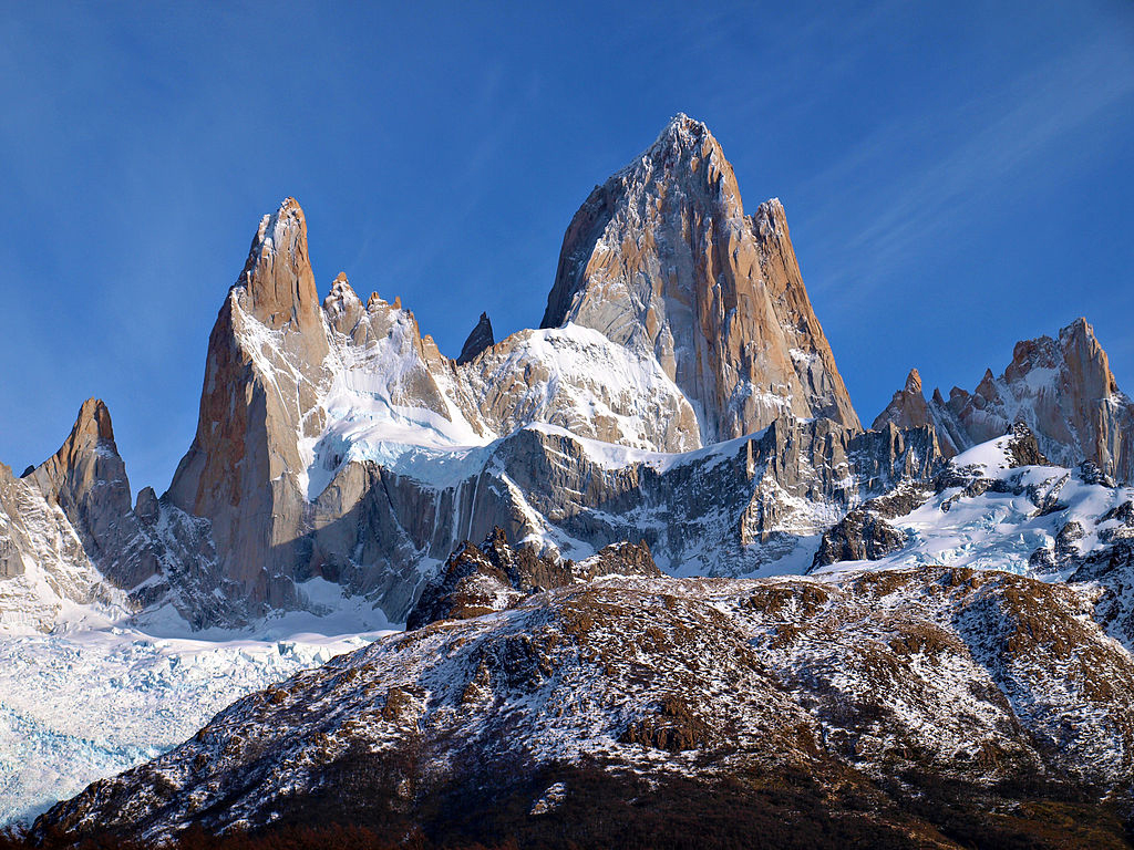 1024px-Fitz_Roy_Chalten_Argentina_Todor_Bozhinov_2013-2.jpg