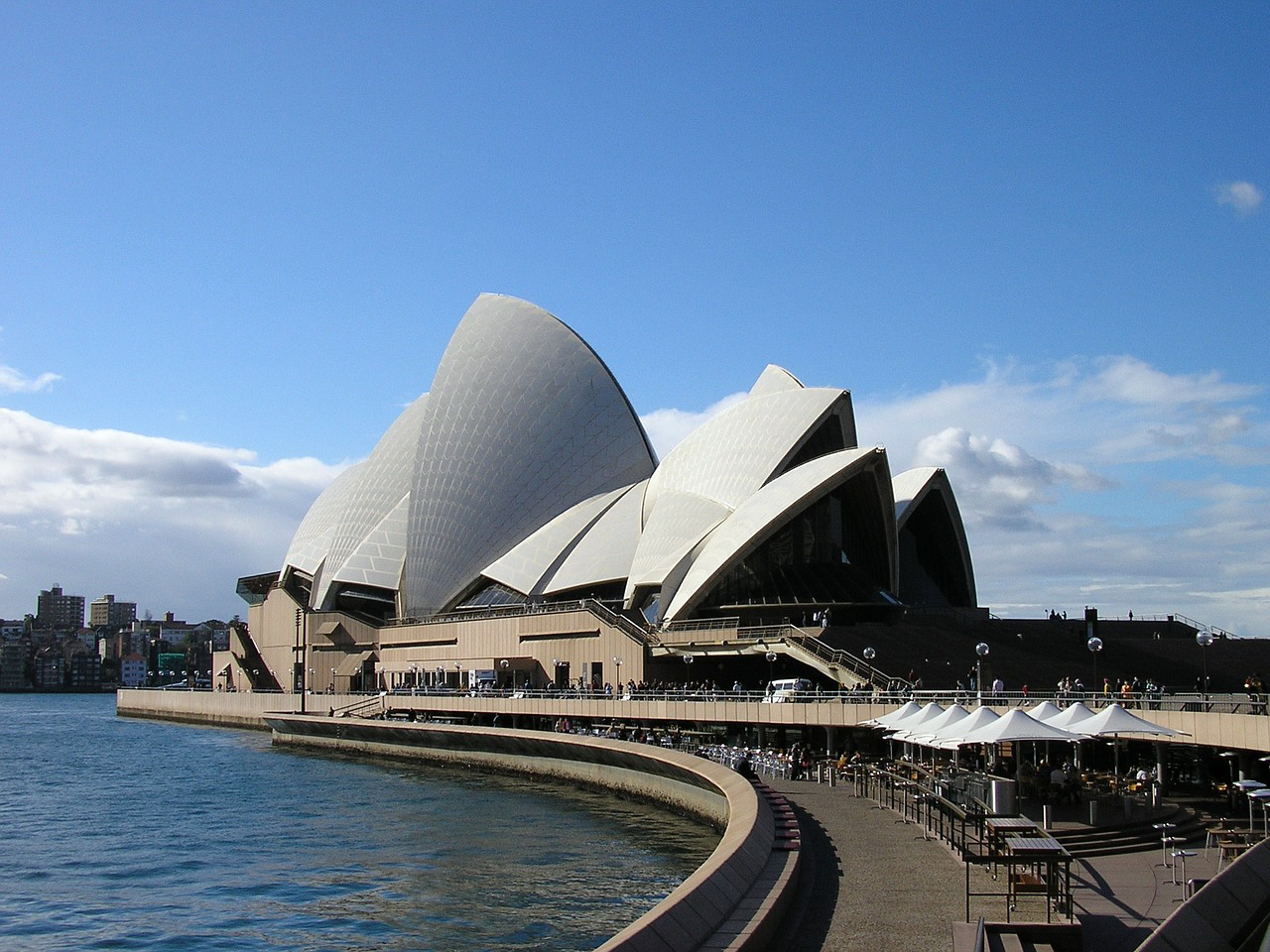 sydney-opera-house-1223405_1280-2.jpg